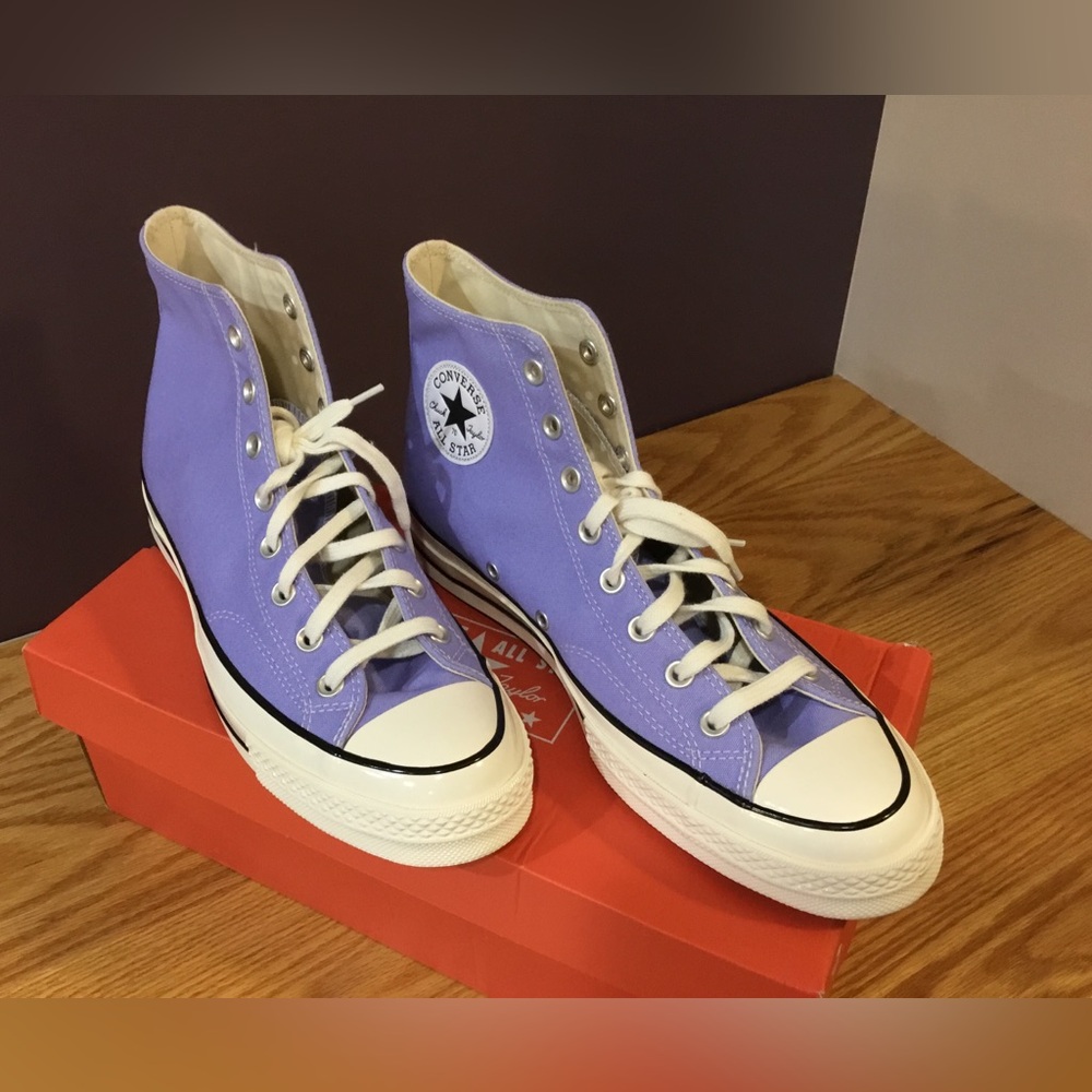 Converse Chuck 70 - Ultraviolet - Size 10 - New in box.